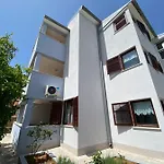 Lungomare Апартаменты Пула