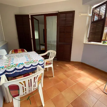 Apartment Lungomare *