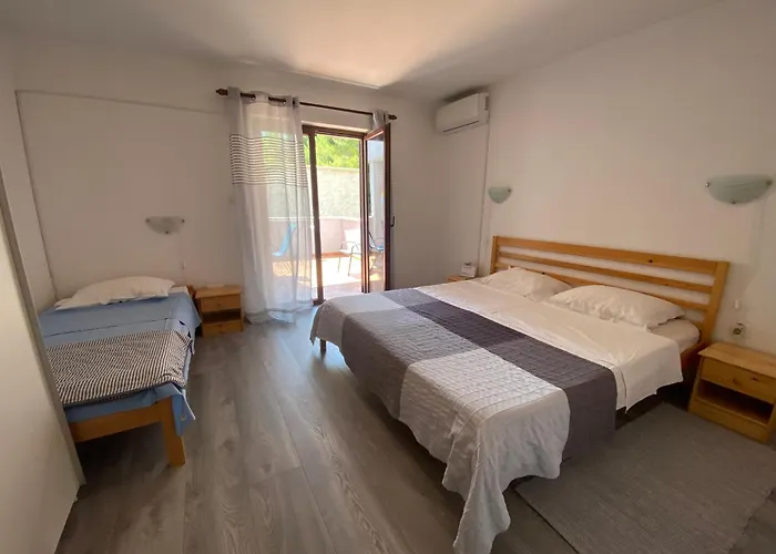 Lungomare Appartement Pula